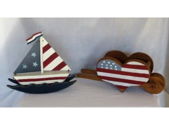 Pairing Of 2 Stars & Stripes Wooden Decorating Pieces