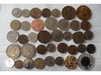 Lot Of Coins & Tokens International Shilling New York Worlds Fair 1939  Britain India Canada Mexico
