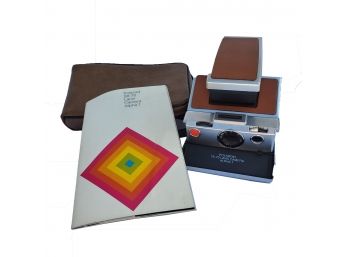 Polaroid SX-70 Landcamera
