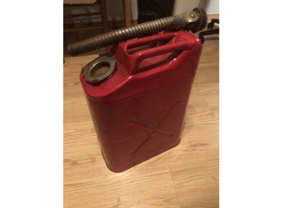 5 Gallon Jeep Jerry Can With Nozzle