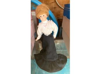 Gibson Girl DOLL, No Information To Share But Quite Lovely