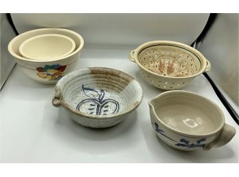 5 Piece Pottery Bowls Lot - Including Vintage Homer Laughlin Oven Serve Bowls
