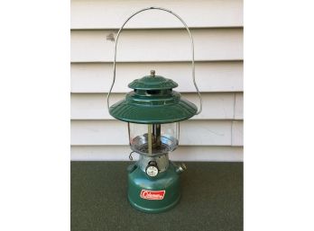 Vintage Green Enamel Coleman Lantern. In Beautiful Condition.