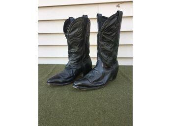 Vintage Mens Size 9 1/2 EE Laredo Black Leather Cowboy Boots. Stitched Toes And Uppers. Made In U.S.A.