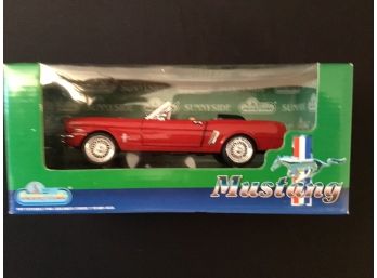 Ford Mustang 1:24 Scale Officially Licensed By Ford NRFB