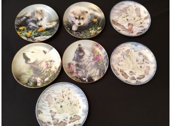 Bradford Exchange 7 Ceramic Wolf Plates Wolf Pups & Secrets Of The Wild Wolves