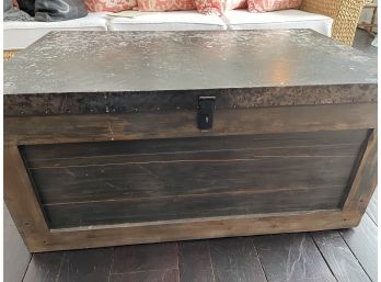 Pottery Barn Reclaimed Wood Coffee Table/trunk Metal Top