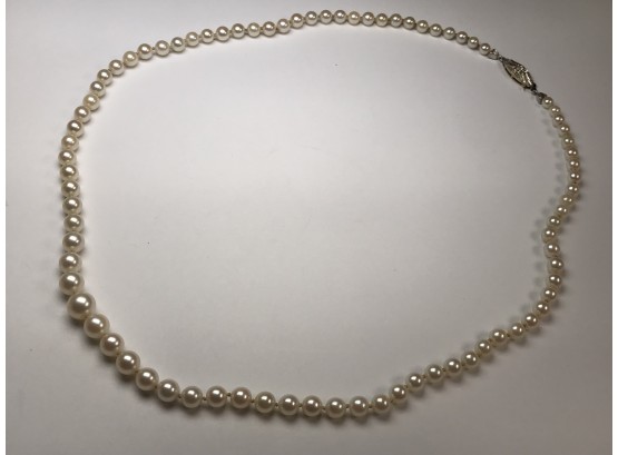 Beautiful Vintage 20' Strand Of Cultured Pearls Necklace With  14kt Gold Clasp - VERY Pretty Piece