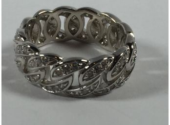 Very Pretty Sterling Silver / 925 Chain Ring - With All White Topaz - Simple But Very Pretty