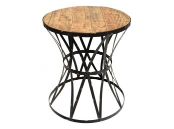 B9  Rustic Farm Style Accent Table