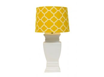 B46 Table Lamp With Yellow Lattice Shade