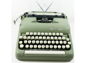 Vintage Smith Corona Sterling Portable Typewriter In Case - Green Fully Restored And Reconditioned