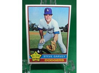 1976 Topps Steve Garvey Baseball Card