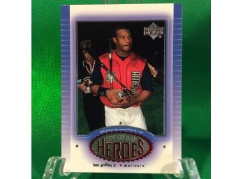 2001 Upper Deck Ken Griffey Jr Home Run Derby Heroes Insert Card #HD6