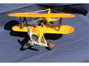 Excellent Yellow Metal-art Bi-plane