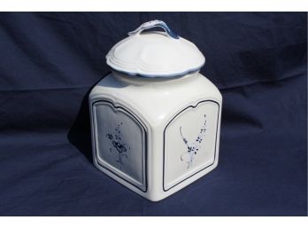 Lovely Villeroy & Boch Cookie Jar Excellent Condition