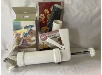 Small Cookie Press, Icing Pen, Cupcake Liners And More Many Item Like New