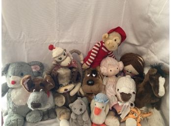 Lot Of Assorted Stuffed Animals