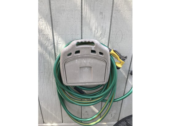 Wall Mounted Outdoor Water Hose Holder Includes Hose $ Spray Nozzle