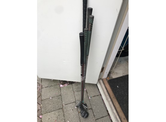 Mis: Men's Golf Clubs & 1 Odyssey Putters