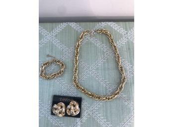 Gold  Plated Chain  Necklace  With  Matching Bracelet & Pair Of Clip On Earrings