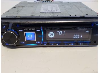 Alpine Car Stereo USB Model CDE-HD148BT CD Receiver With Built In HD Radio Tuner