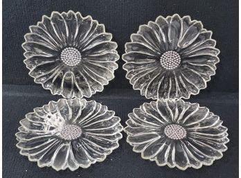 Four Lovely Vintage Mid Century Clear Glass 10.25' Sunflower Snack Plates