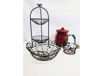 Household Wire Baskets & Canister