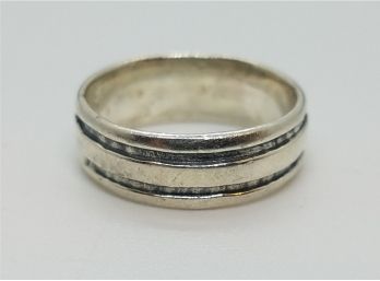 Nice Vintage Banded Wedding Ring In Sterling Silver ~ Size 6 ~ 3.53 Grams
