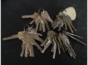 Lot 3 - Old Keys