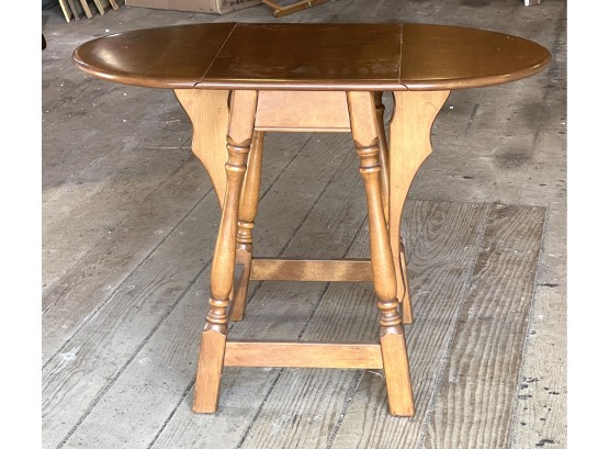 Vintage Baumritter Colonial Furniture Maple Drop Leaf Table