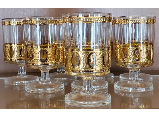 Eight Beautiful Vintage Mid Century Footed Gold Leaf Glasses