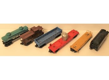 Lionel Post War Train Set With Tender, Gondola, Flat Cars, Tanker & Caboose