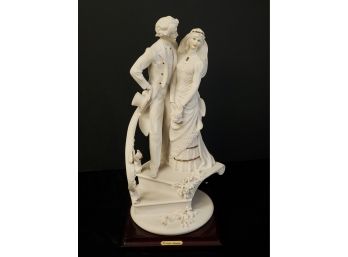 Beautiful Giuseppi Armani Bride & Groom On Stairs Porcelain Figurine In Original Box