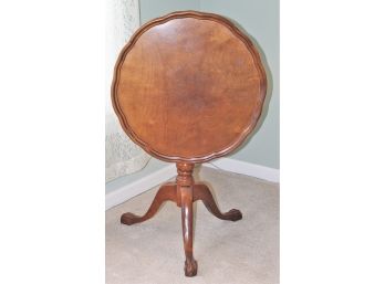 Vintage Pie Crust Drop Down Side Table With Ball And Claw Feet