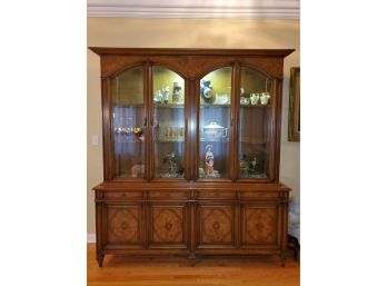 Beautiful Vintage Wood MCM Lighted Dining China Cabinet Hutch