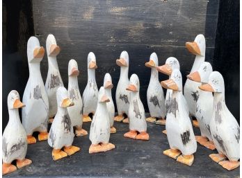 Set Of 16 - Rustic Carved Wooden And Painted Ducks In 3 Sizes SS