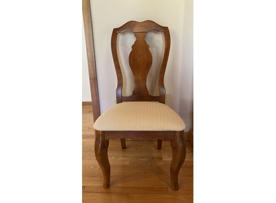 Side Chair With Upholstered Seat