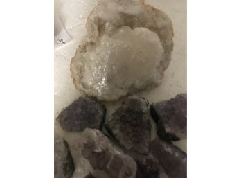 1 Quarts Crystal / 8 Pc Amethyst