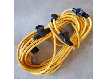 Heavy Duty Extension Cord With Light Sockets (150 Watts Max)