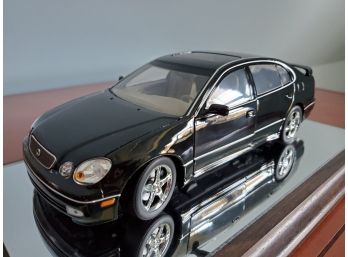 Lexus GS 400 1/18 Scale - Model Car Display