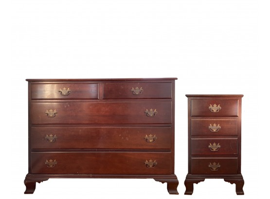 Mahogany - Hungerford - Dresser And Nightstand Set