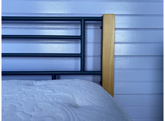 Full Size - Blue Metal Tube And Lightwood Headboard - Bed With Like New Sealy Mattress & Linens