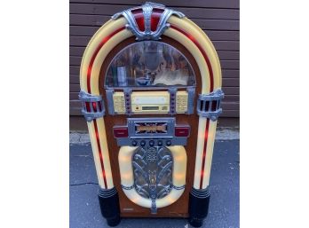 Vintage Style Jukebox AM/FM Radio With Remote