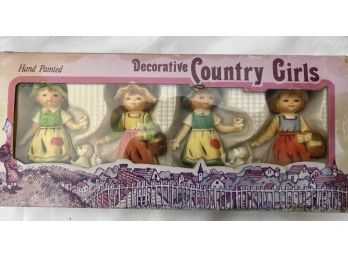 Vintage HandPainted Decorative Country Girls Figuerines