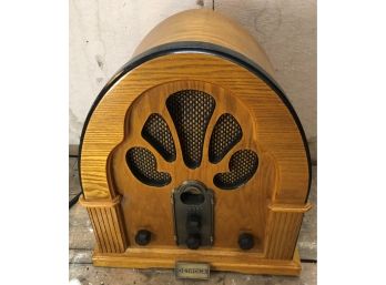 Reproduction Art Deco Style AM/fM Radio And Cassette Player