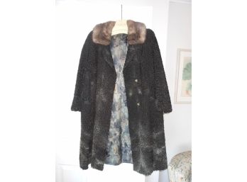 Ladies Vintage Fur Collared Coat