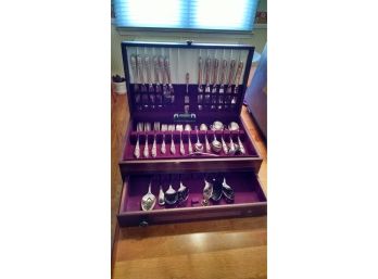 Fine Silverware Set - Service For 12 - With Storage Chest - 'White Orchard Community Plate'