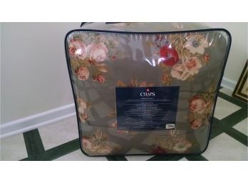 Chaps Queen Comforter Set - New
