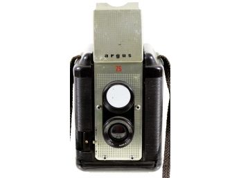 Vintage Argus 75 Camera - 620 Film Brown Bakelite